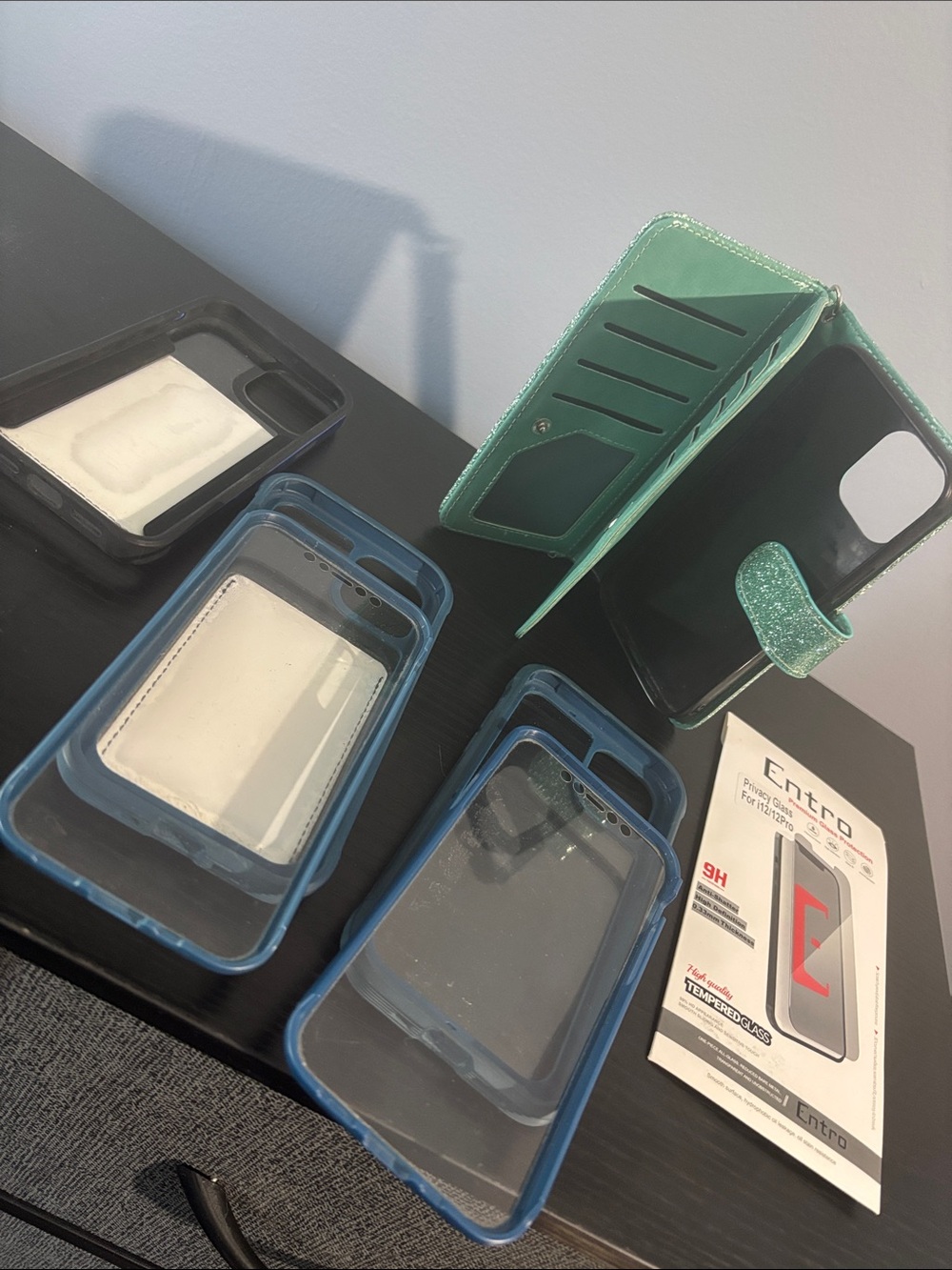entro Green Folio Wallet Phone Case with Card Slots